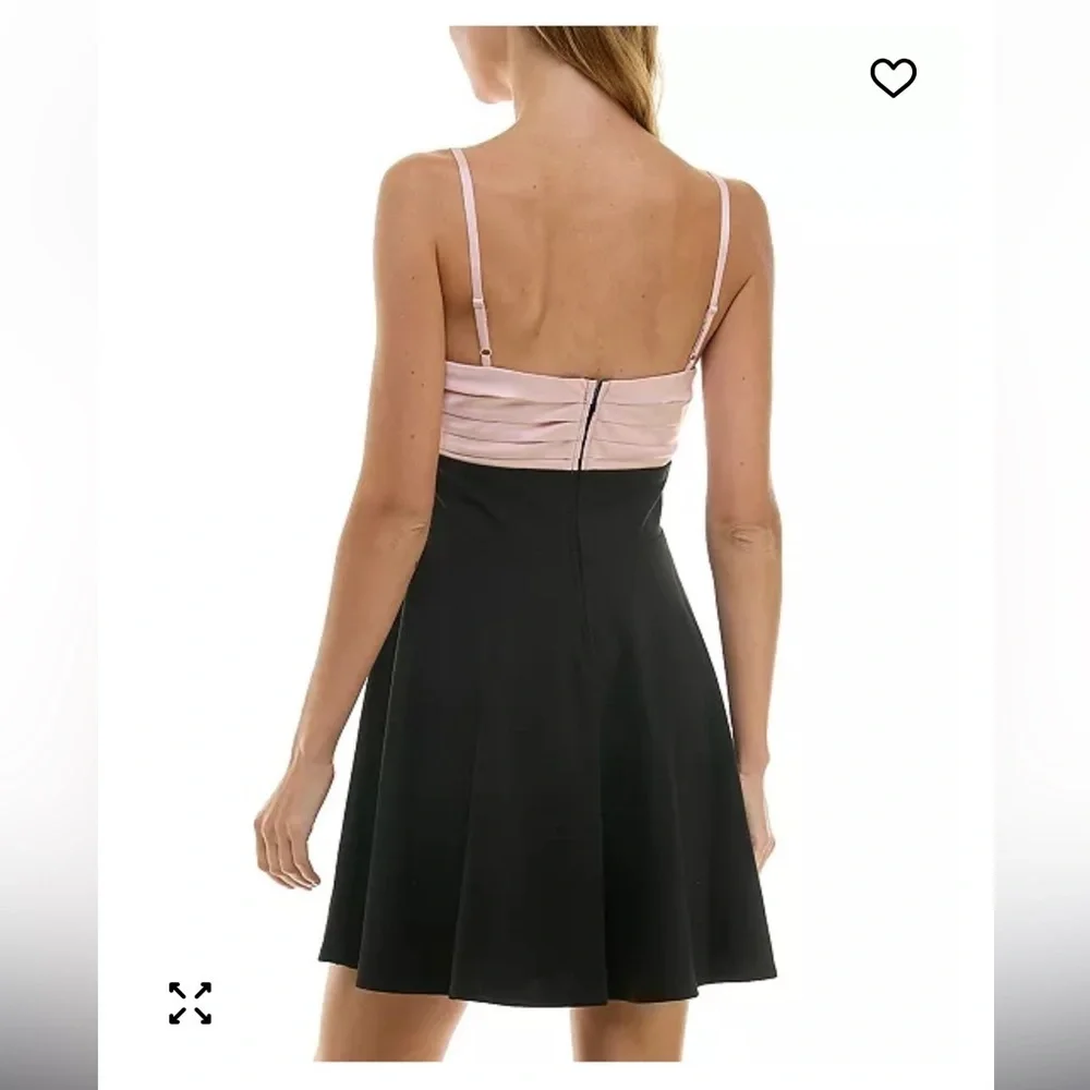 Rosette Ruched Bandeau Bodice Dress Coquette/ fit and flare/ Size 9/10 - Picture 3 of 7